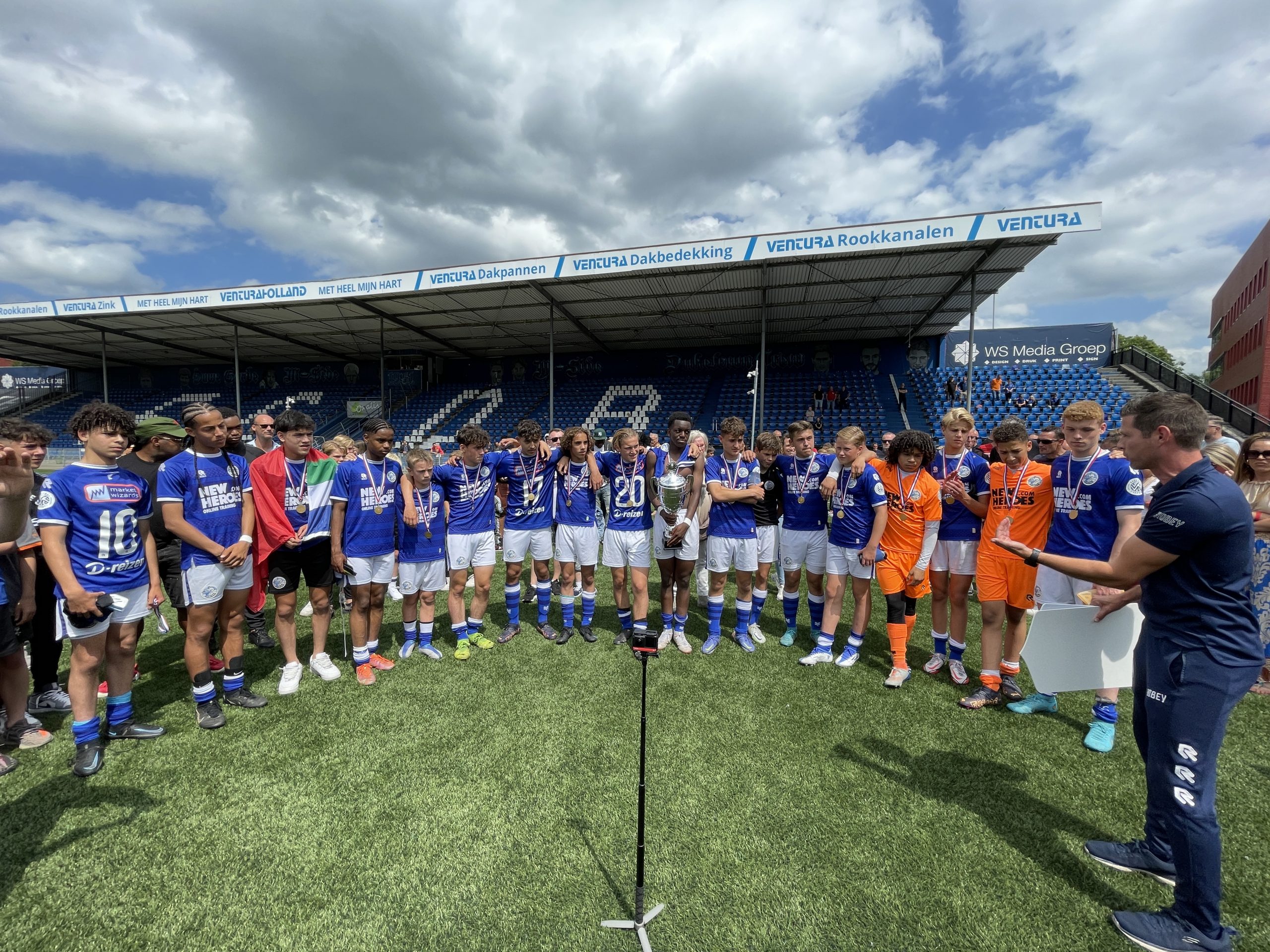 FC Den Bosch O15 pakt de