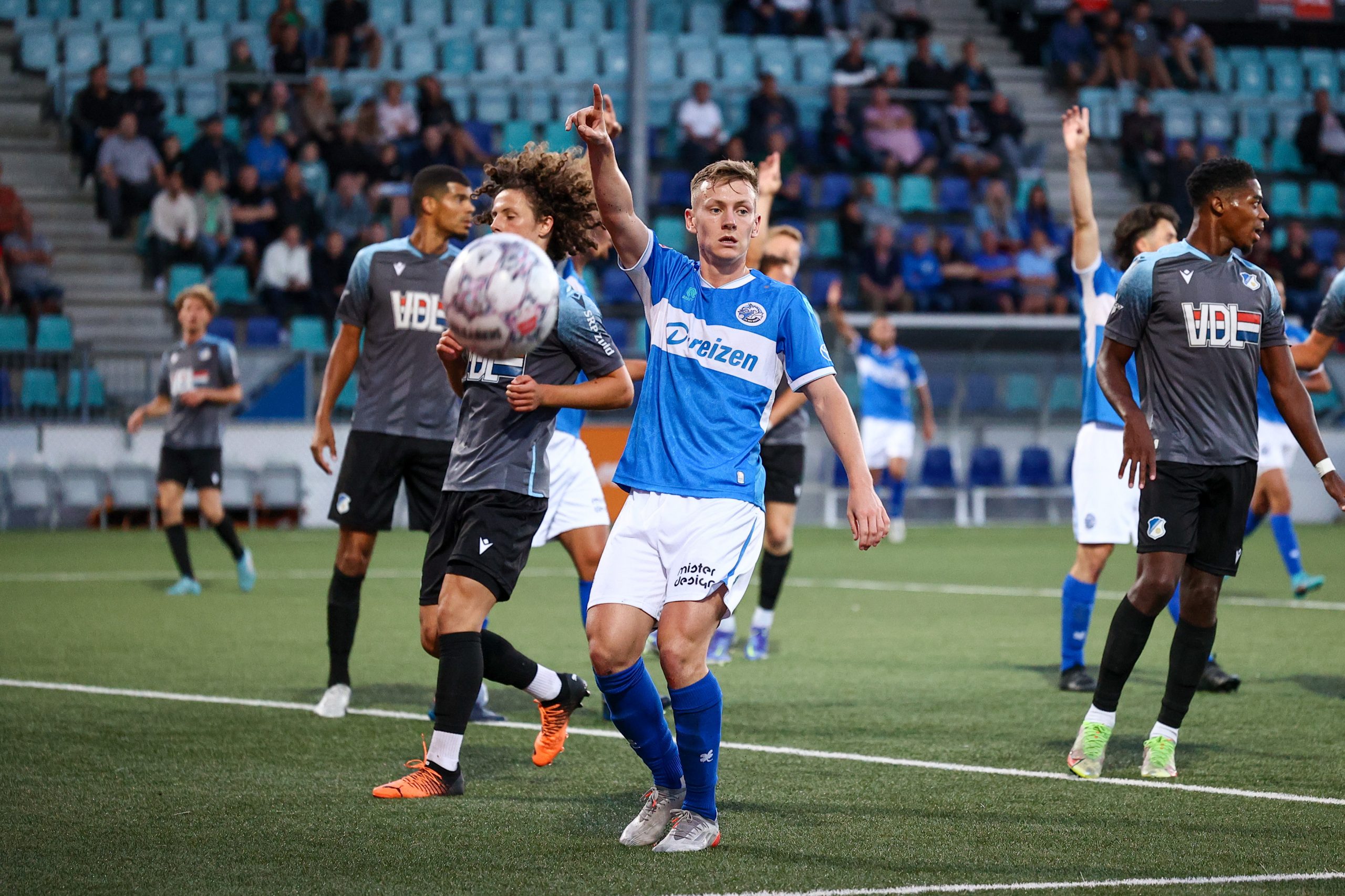 FC Den Bosch Niet Bij Machte En Verliest Openingsduel FC Den Bosch