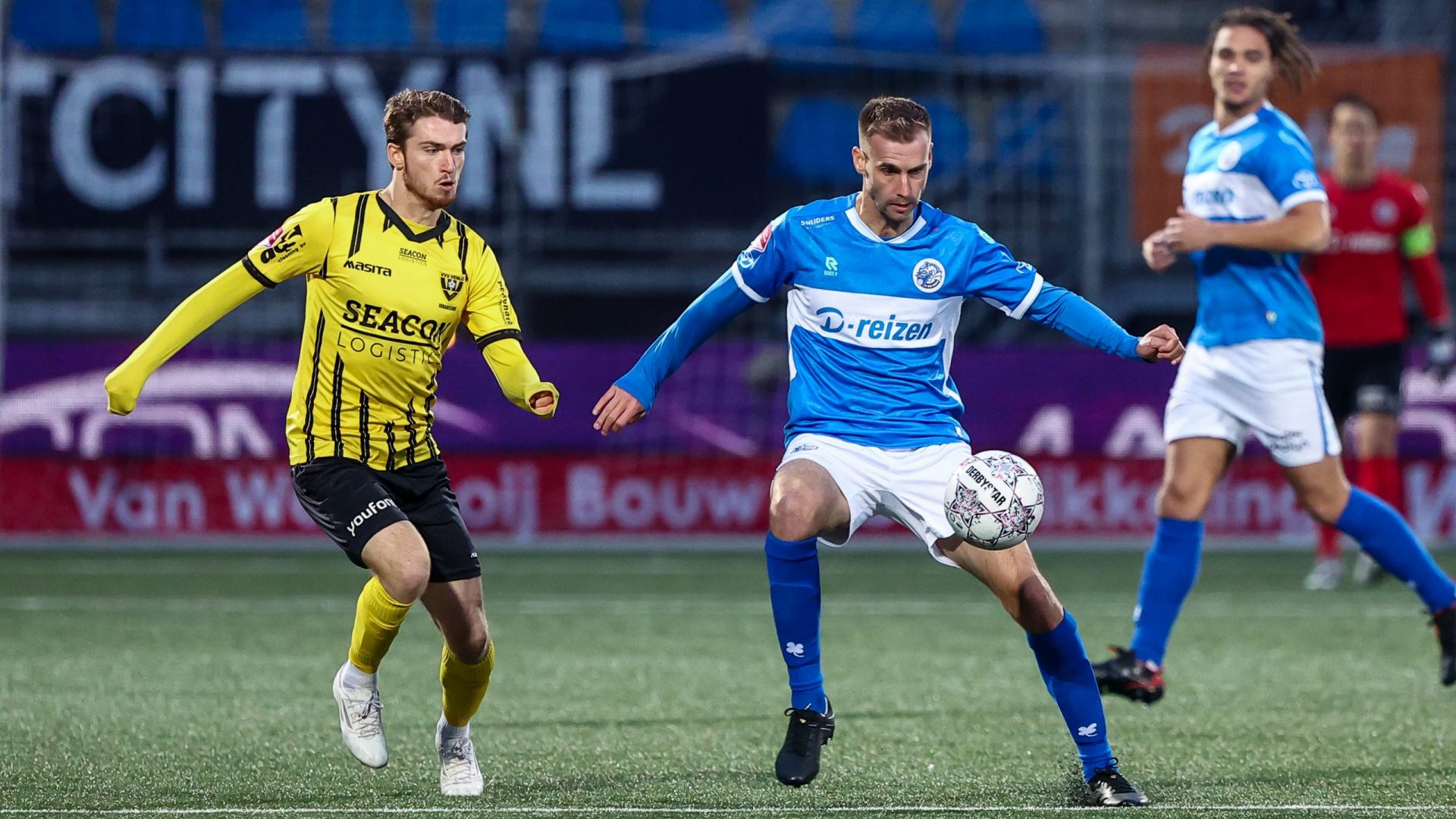 S-HERTOGENBOSCH,19-11-2022,Stadium De Vliert,Dutch Football Keuken Kampioen Divisie season 2022 / 2023,FC Den Bosch player Danny Verbeek in action during the match Den Bosch - VVV