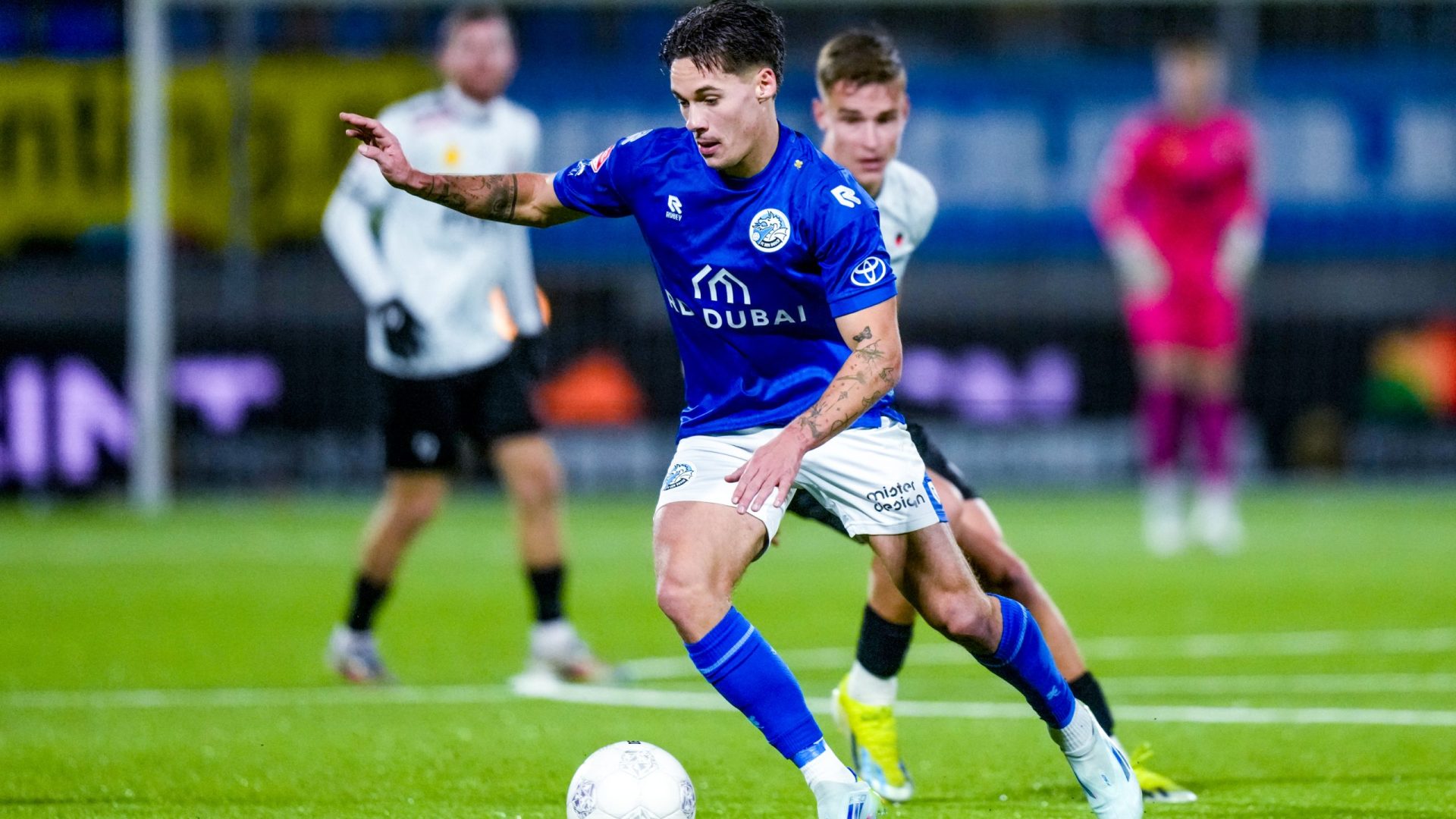 DEN BOSCH , 22-11-2024 , Stadium de Vliert , Season 2024 / 2025 , Football , Keuken Kampioen Divisie . Match between Den Bosch and Excelsior . FC Den Bosch player Thijs van Leeuwen