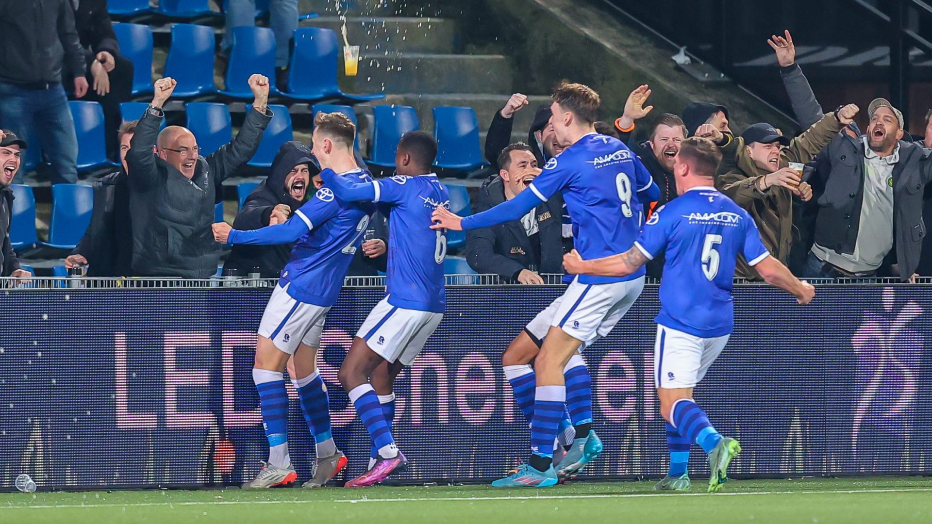 S-HERTOGENBOSCH,14-03-2022,Stadium De Vliert,Dutch Football Keuken Kampioen Divisie season 2021 / 2022,FC Den Bosch player Dino Hailovic(L) celebrating the goal (3-2) during the match Den Bosch - Jong PSV